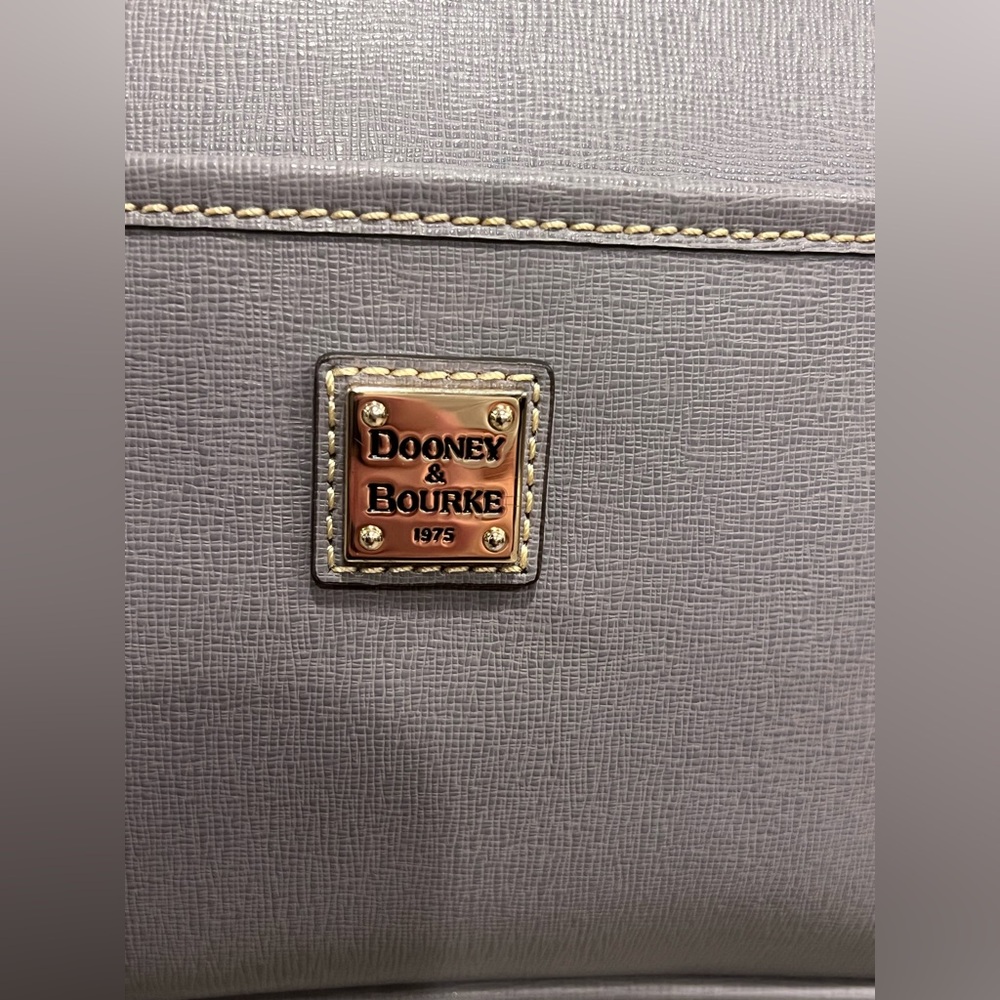 Dooney & Bourke Women's Saffiano East/West Pocket Crossbody Gray - Picture 3 of 12